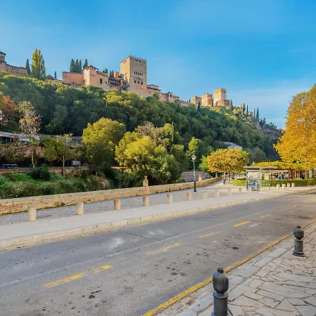 Comfortable Apartment In Granada Near Ski Area With Balcony