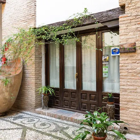 Comfortable Apartment In Granada Near Ski Area With Balcony *