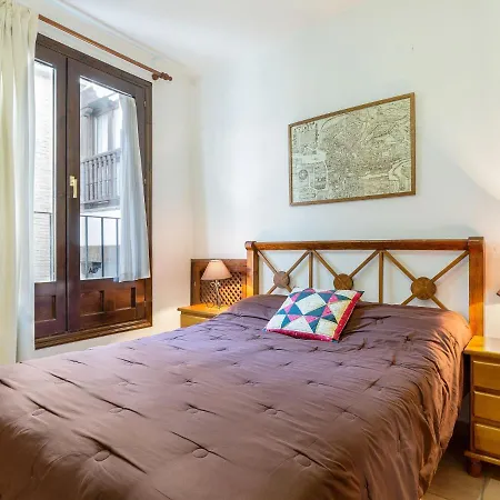 Comfortable Apartment In Granada Near Ski Area With Balcony *